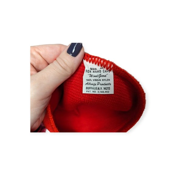 Vintage NWT Red Allsafe Windgard Liner - Picture 3 of 3